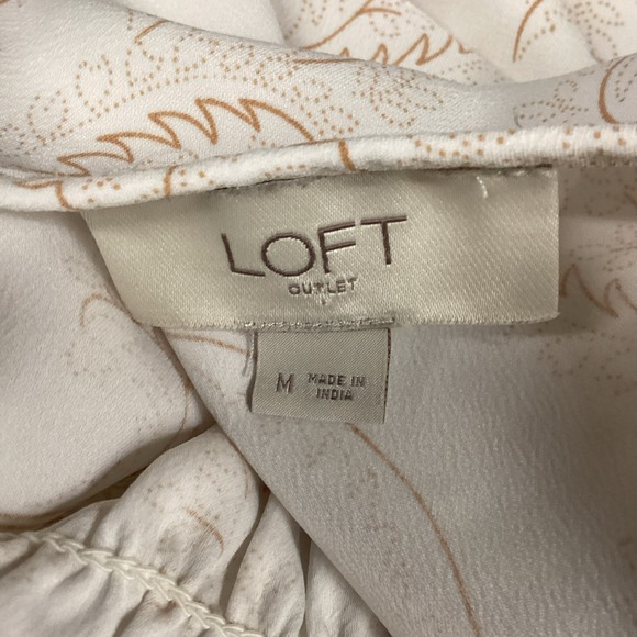 LOFT Women's (Size M) Long Sleeve Round Neck Shirt Ruffle Chest 100% Polyester - Picture 3 of 4